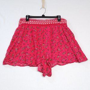 Wonderly 2XL 32" Women's Bermuda's Curvy Ruffle Wide Leg Red Shorts Floral Print